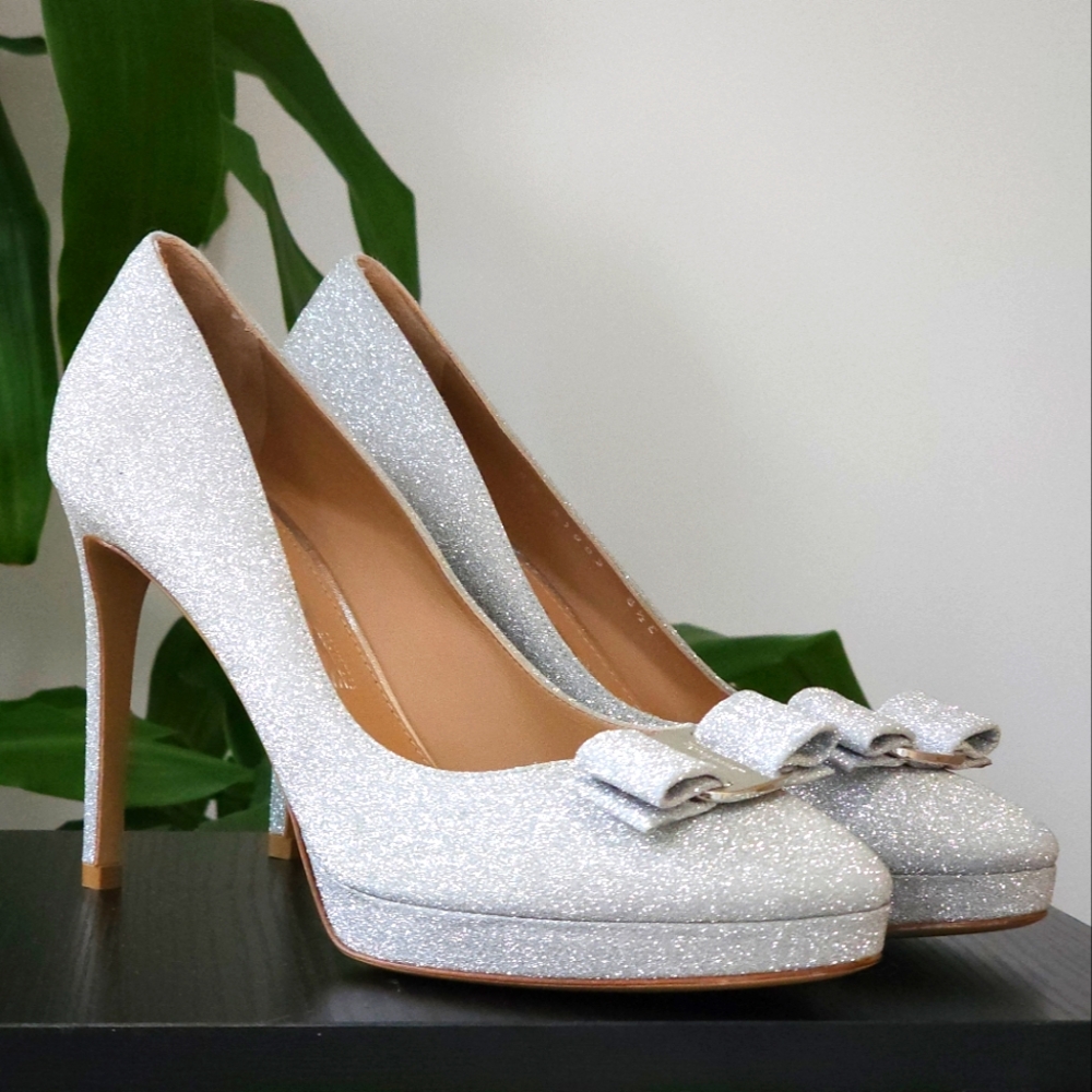 Salvatore Ferragamo women's size 6.5‎ silver nappa calf heels